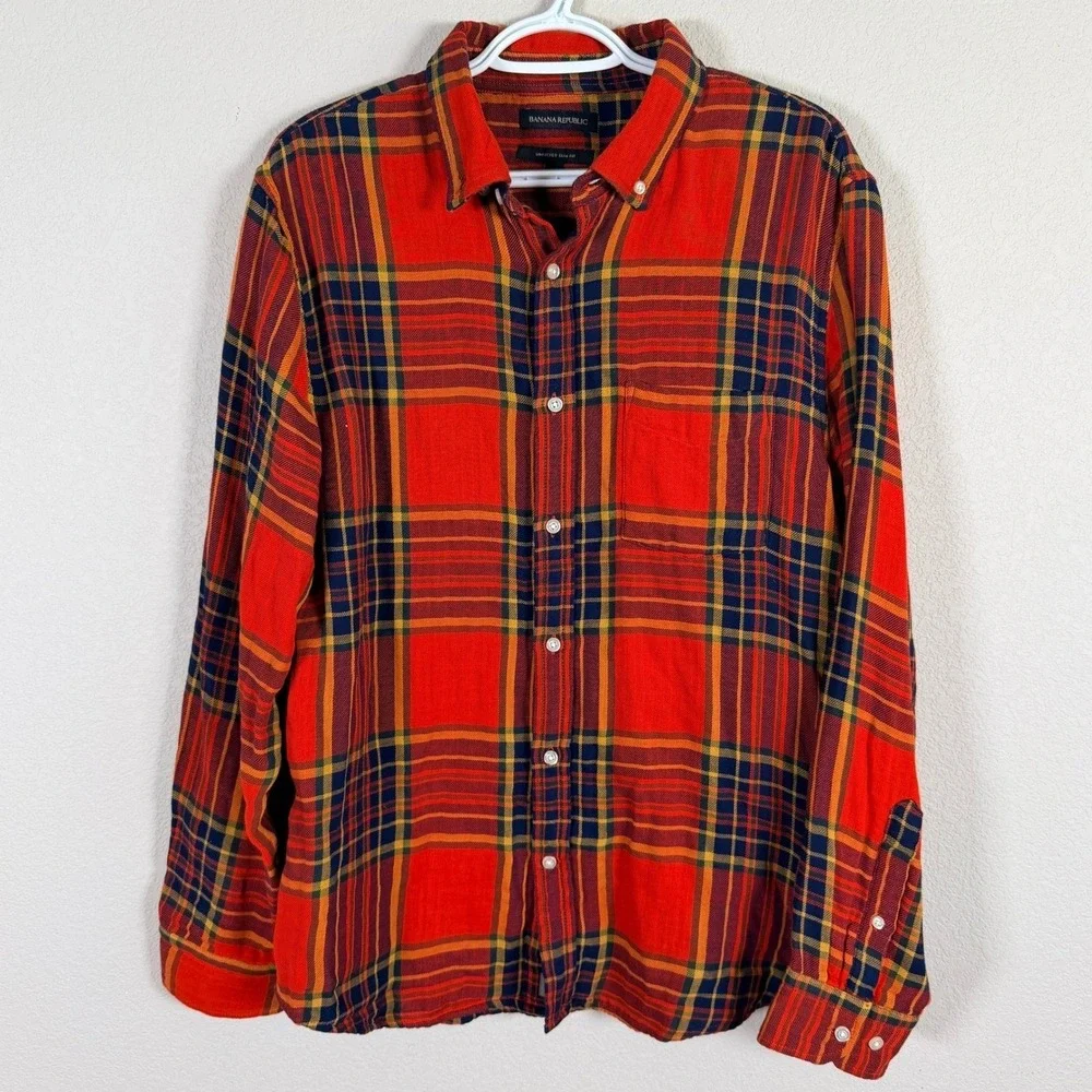 Banana Republic Untucked Slim Fit Flannel Shirt Mens L Red Plaid Soft Cotton